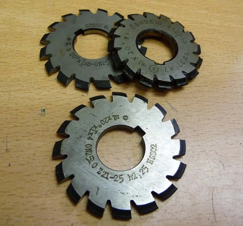 Fréza evolventní (modulová) M 0,9 x 20°, z17-20 Koupit Online