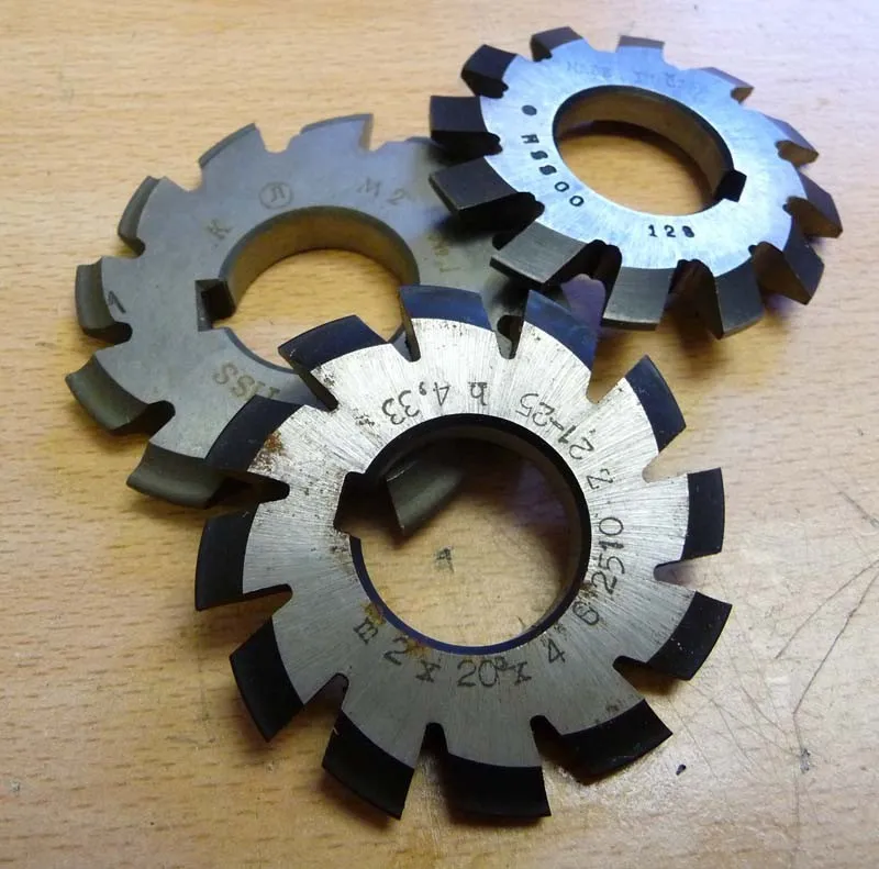 Sezónní Sleva Fréza evolventní (modulová) M 2,25x20°, z55-135