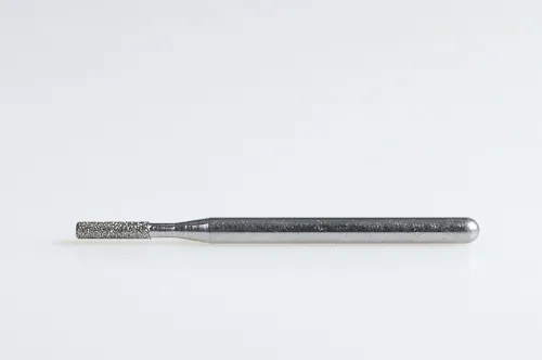 Vysoce Kvalitní Diamantové tělísko válcové průměr 2x8 mm